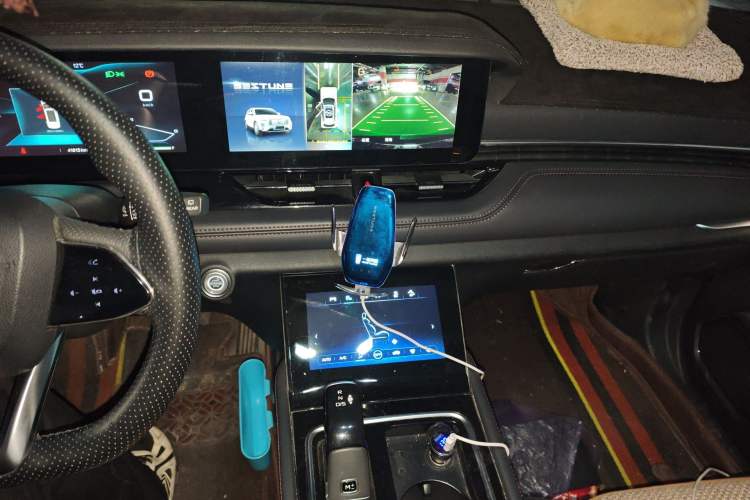 Used Bestune T99 2020 20TD Automatic Premium Edition Audio And AC Panel