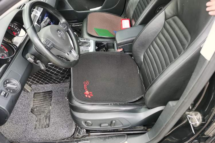 Used Volkswagen Magotan 2012 Revised 1.8TSI Comfort Version Left Front Seat