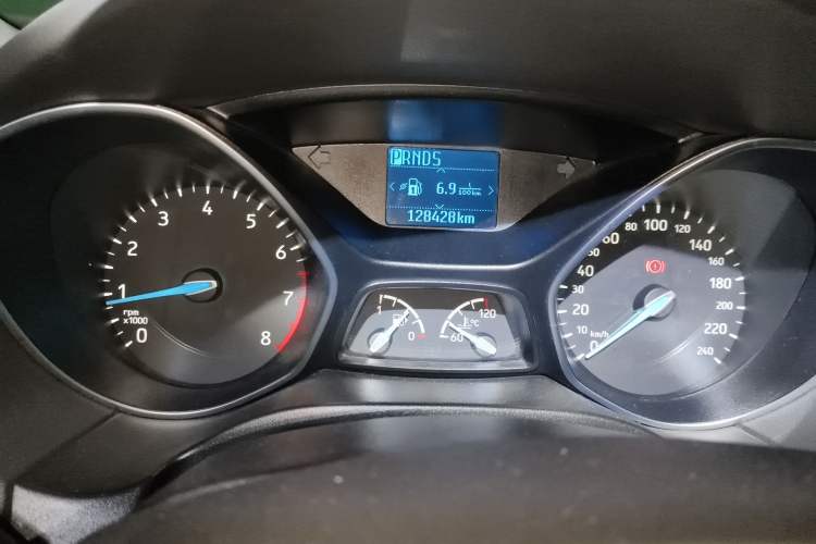 Used Ford Focus 2015 Sedan EcoBoost 125 Automatic Supreme Style Edition