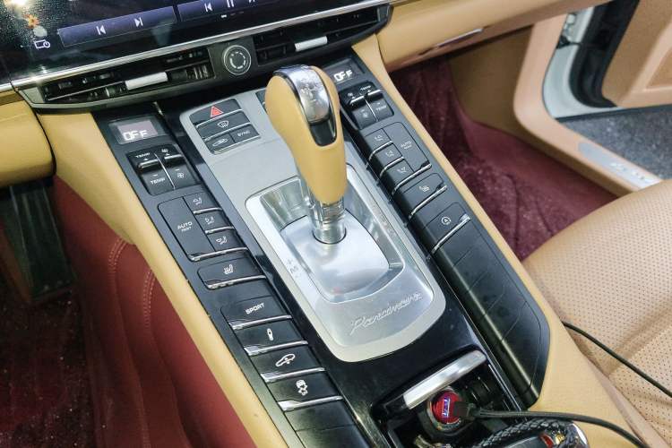 Used Porsche Panamera 2014 Panamera 4 3.0T Gear Lever