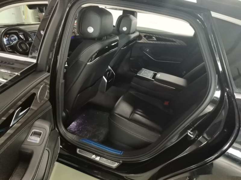 Used Hongqi H9 2022 2.0T Smart Connect Flagship Edition – Chinese Trim Xiang — 16