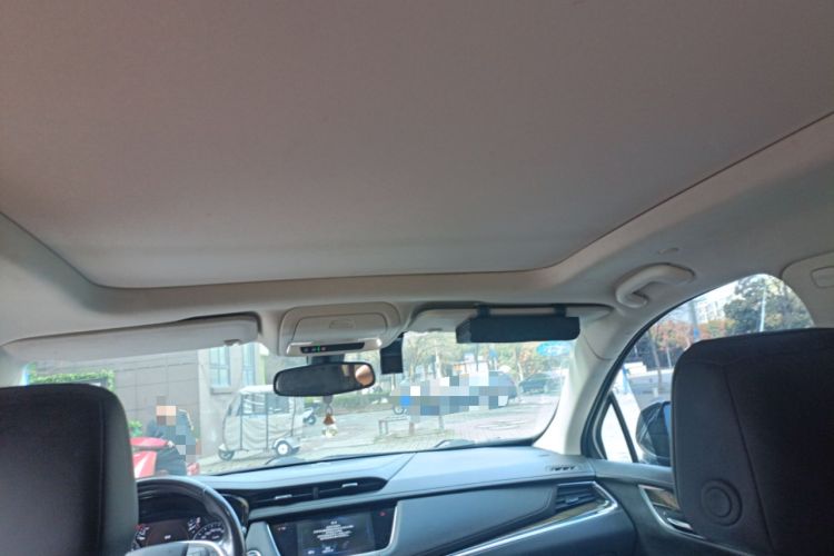 Used Cadillac XT5 2018 25T Luxury Model
