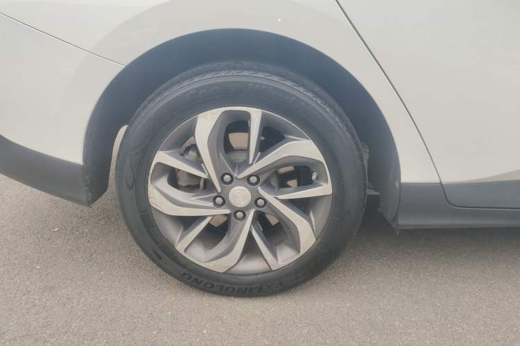 Used Buick Velite 6 2020 Connected Smart Enjoyment PLUS Exterior 5