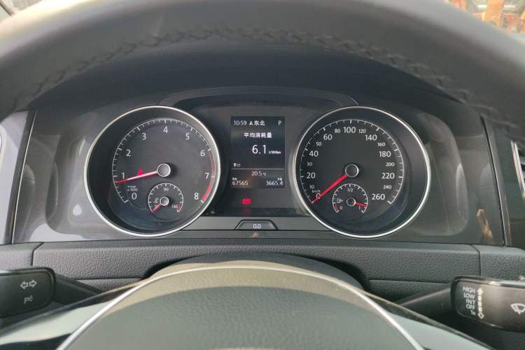 Used Volkswagen Golf 2019 280TSI DSG Comfort Version China VI Standard Instrument Cluster