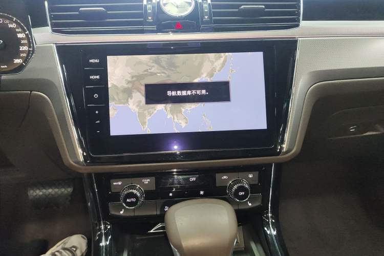 Used Volkswagen Phideon 2021 380TSI Luxury Edition
