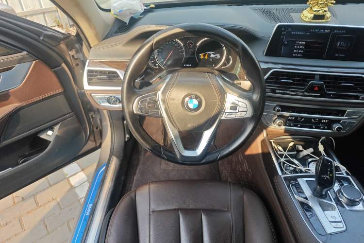 Used BMW 7 Series 2016 730Li Leading Model
