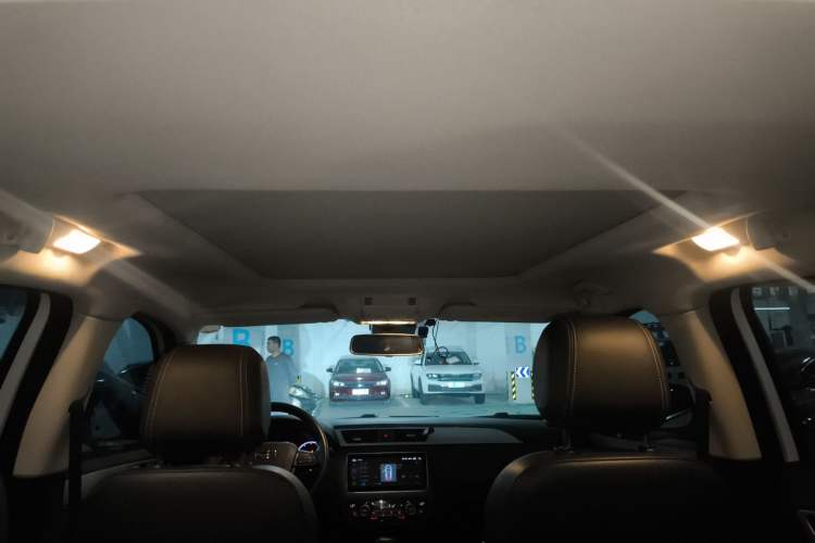 Used Qoros 5 2018 1.6T Automatic Prestige Model