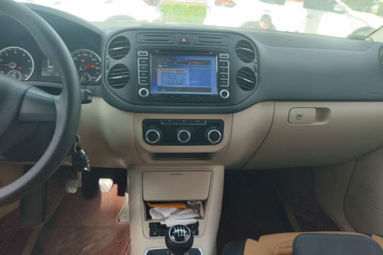 Used Volkswagen Tiguan 2010 1.8 TSI Manual Two-Wheel Drive Urban Edition
