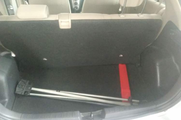 Used Toyota Yaris 2009 1.6E Automatic Comfort Edition Trunk