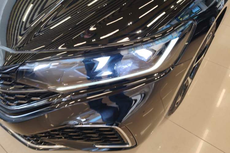 Used Volkswagen Passat 2023 330TSI Starry Elite Edition