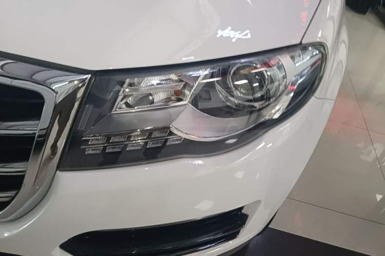 Used Haval H8 2015 2.0T Two-Wheel Drive Comfort Version