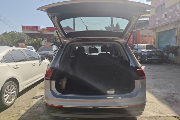 Used Volkswagen Tiguan L 2020 330TSI Automatic Two-Wheel Drive Panoramic Comfort Edition China VI Standard