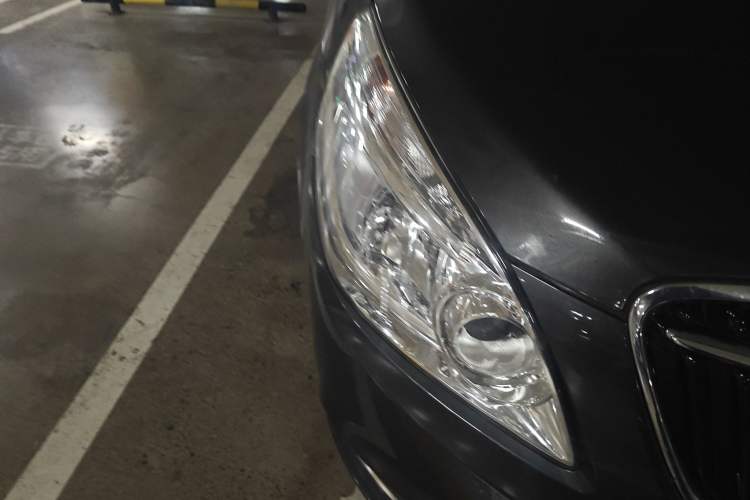 Used Buick GL8 2018 28T Luxury Model China VI Standard