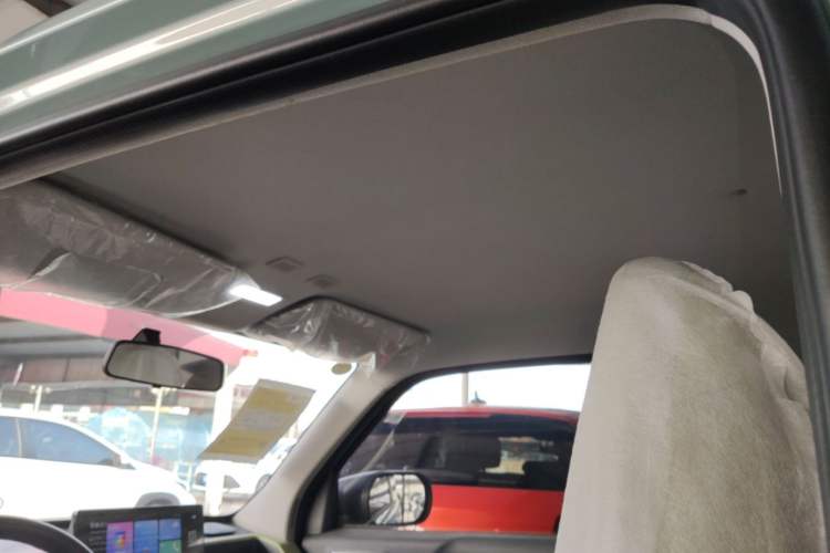 Used Geely Galaxy Panda 2024 Panda Mini 200km Endurance Bear
