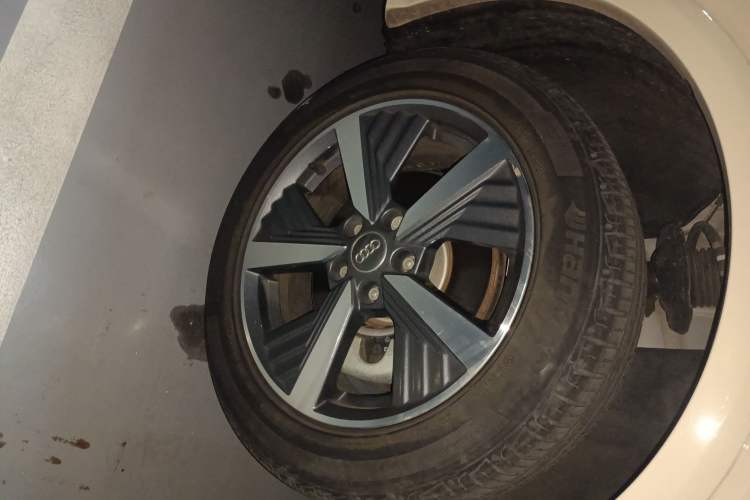 Used Audi Q2L e-tron 2019 Q2L e-tron Pure Electric Smart Style Right Front Wheel Hub