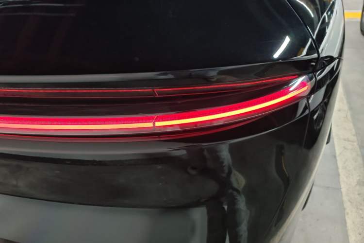 Used Zeekr 7X 2025 75 kWh Rear-Wheel Drive Intelligent Driving Version
