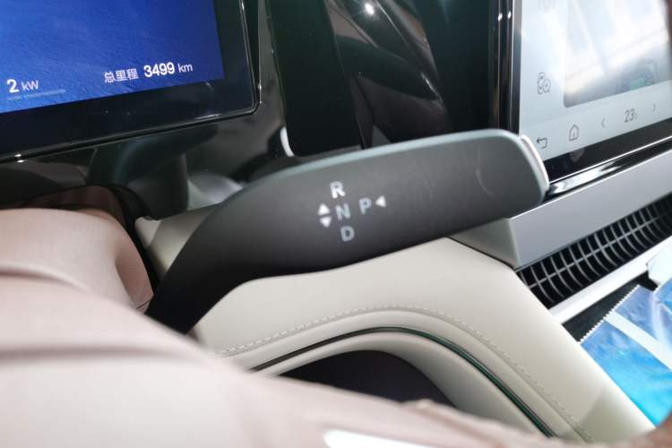 Used BYD Xia 2025 DM-i 1.5T 180km Excellence Model