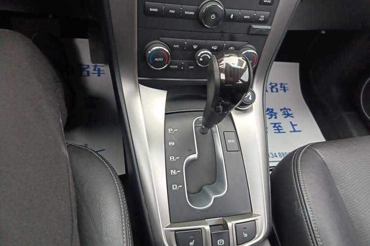 Used Chevrolet Captiva 2014 2.4L 4x4 Flagship Edition 7 Seats