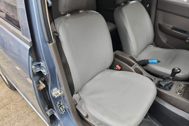 Used Wuling Hongguang 2014 1.5L Base Version Right Front Seat