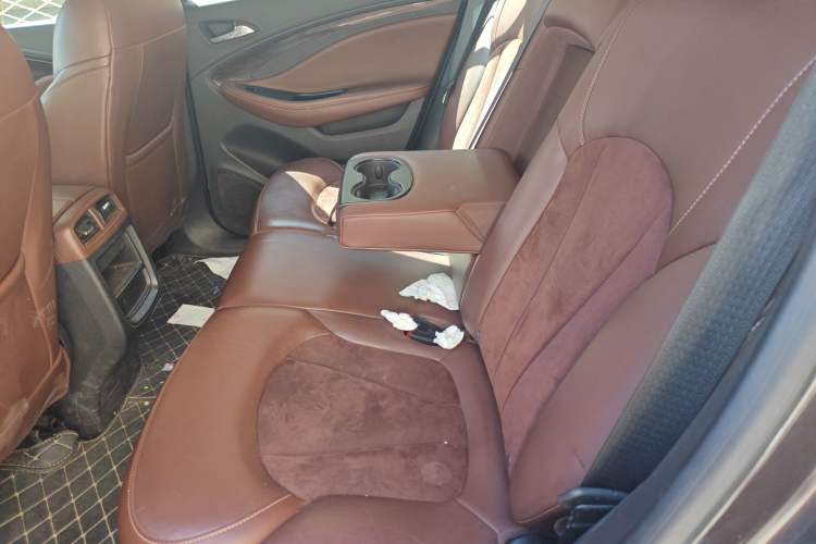 Used Buick Envision 2017 20T Two-Wheel Drive Elite Version Left Rear Seat