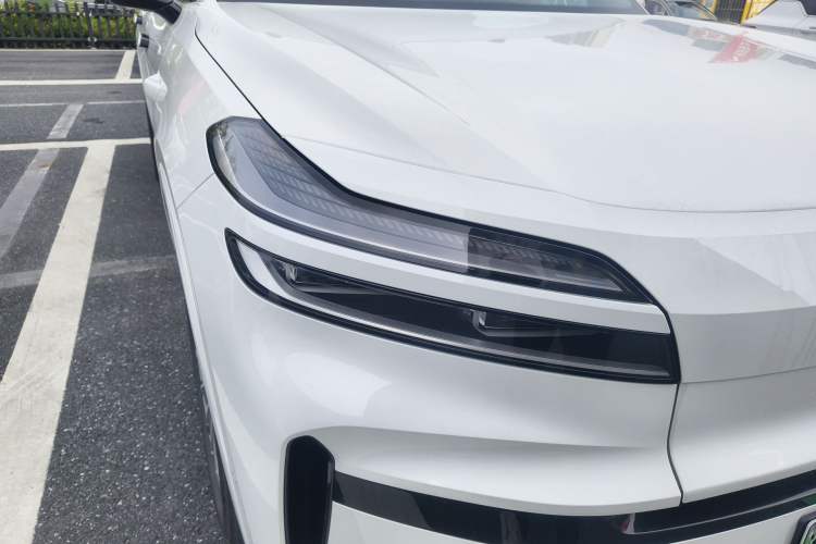 Used ONVO Luxeed L90 2025 Model—Max Six-Seater Version