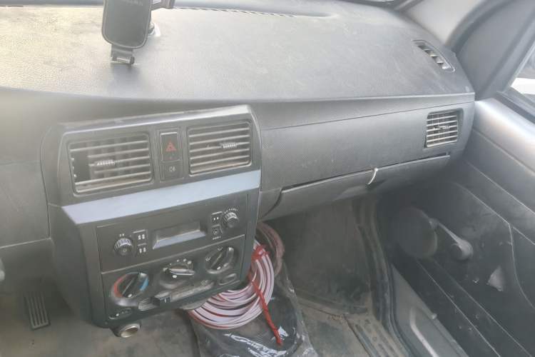 Used Wuling Rongguang 2014 1.5L S Base Version