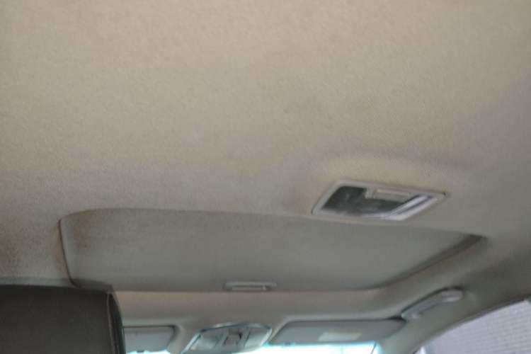 Used Hyundai Tucson 2015 1.6T Dual-Clutch Two-Wheel-Drive Smart Model Headliner