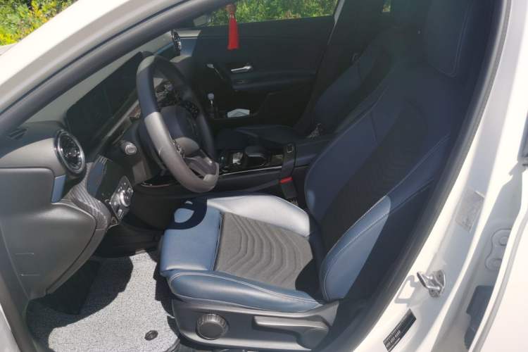 Used Mercedes-Benz A-Class 2019 A 180 L Left Front Seat