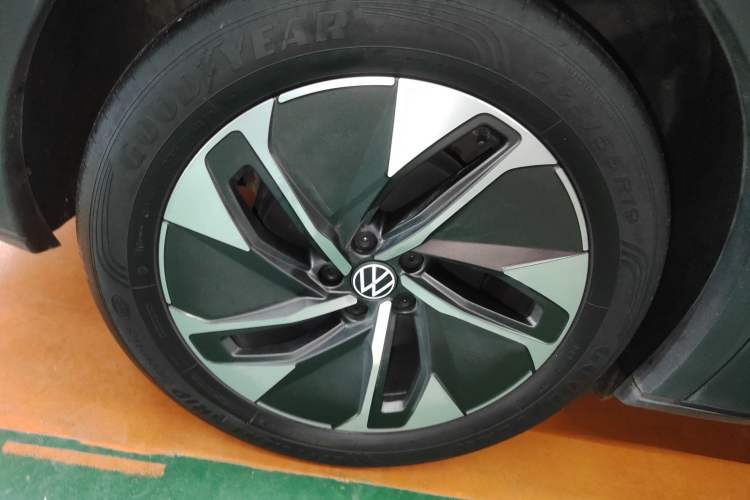 Used Volkswagen ID.4 CROZZ 2022 Pure Edition Limited Edition Right Rear Wheel Hub