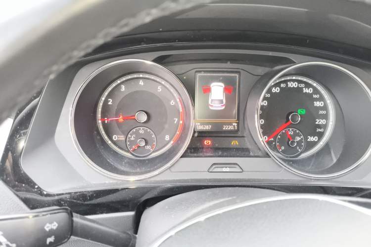 Used Volkswagen Tiguan L 2017 380TSI Automatic All-Wheel Drive Supreme Flagship Edition
