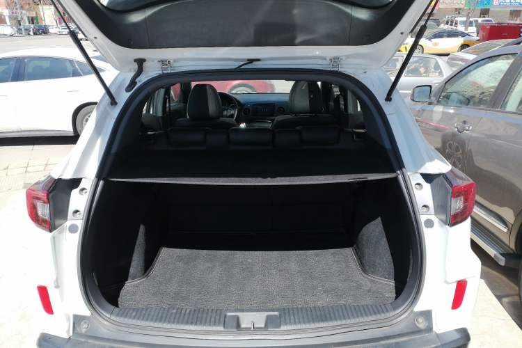 Used Honda XR-V 2015 1.8L VTi CVT Luxury Edition Trunk