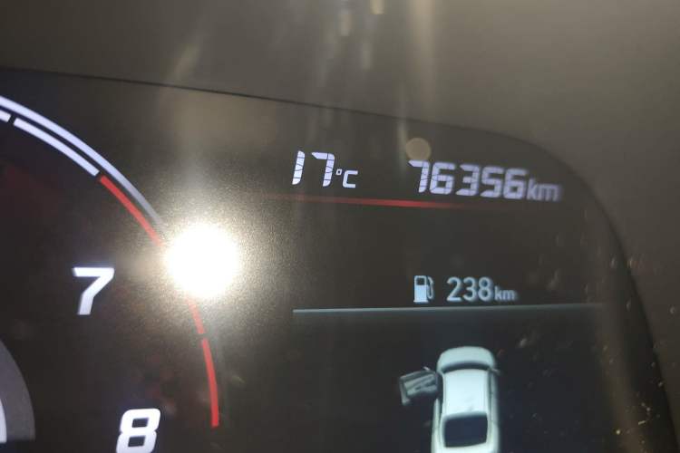 Used Hyundai Elantra 2022 240TGDi DCT GLX Elite Edition Odometer Close Up