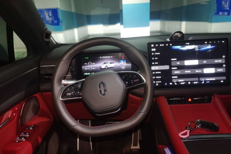 Used Hima AITO M5 2025 Extended-Range Ultra Rear-Wheel-Drive Version Steering Wheel