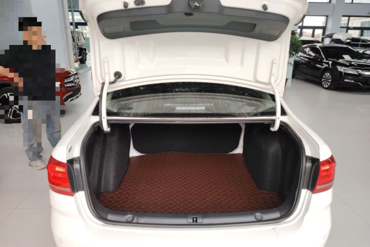 Used Volkswagen Lavida 2018 Classic 1.5L Automatic Fashion Edition China VI Standard