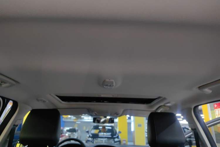 Used Ford Focus 2018 Hatchback Classic 1.6L Automatic Trendy SmartDrive Edition
