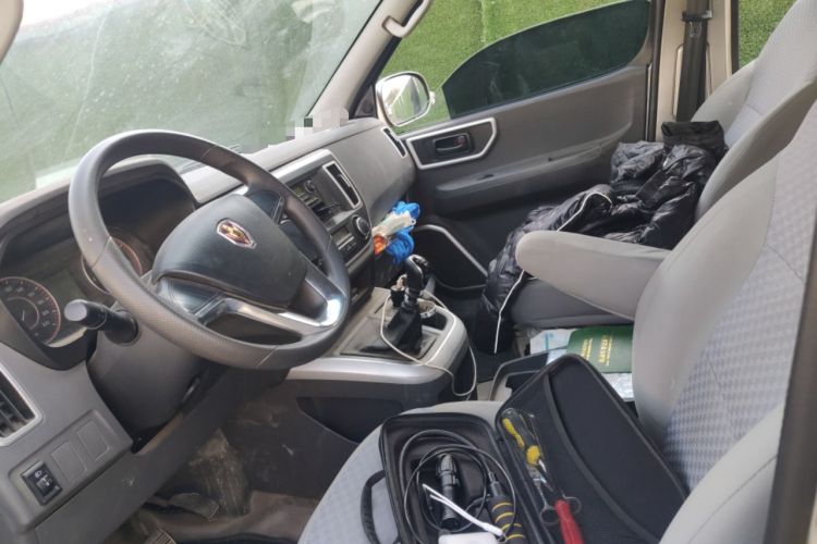 Used Jinbei Hiace King 2021 2.0L City Transport King Series Express Model Standard Top 6-Seater 1TZS Left Front Seat