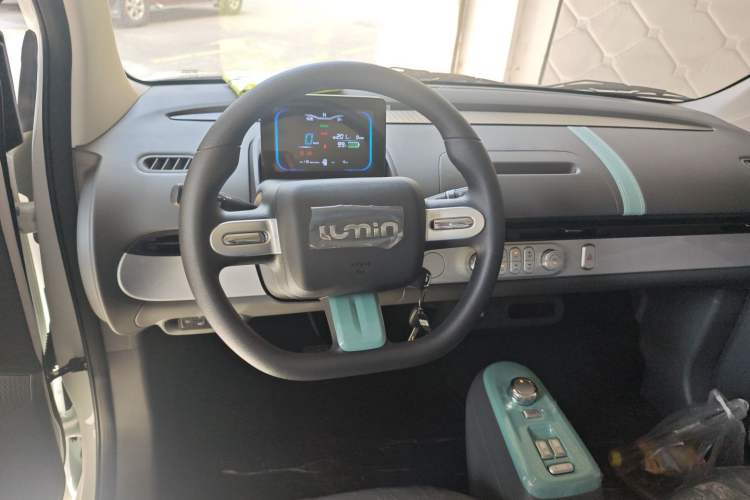 Used Changan Lumin 2025 205km Refreshing Edition
