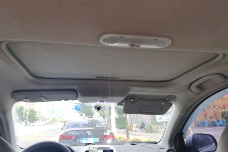 Used Nissan Sunny 2014 1.5XL Manual Deluxe Edition Headliner