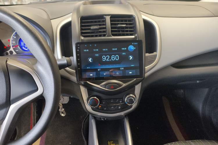 Used CHANGAN Benni E-Star 2021 National Edition Xinyue Version (Fast-Charging Edition) Lithium NMC Audio And AC Panel