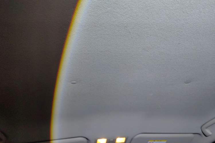 Used Toyota Verso 2014 Starlight 180E CVT Elite Edition Headliner