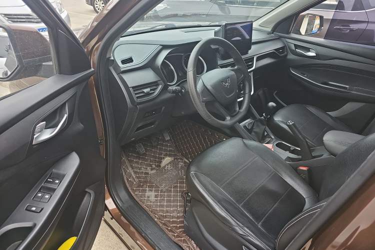 Used Wuling Hongguang S3 2019 1.5L Manual Standard Version China VI Standard
