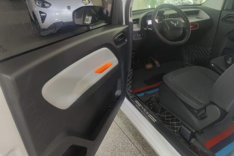 Used Wuling Hongguang MINIEV 2022 Easy Version Lithium Iron Phosphate