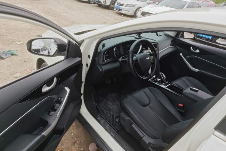 Used Venucia D60EV 2022 Standard Range Smart Drive Version