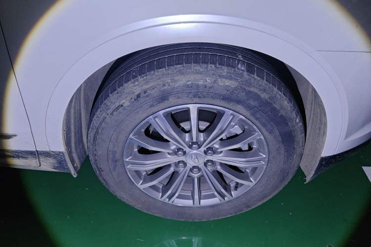 Used Cadillac XT5 2018 25T Luxury Model