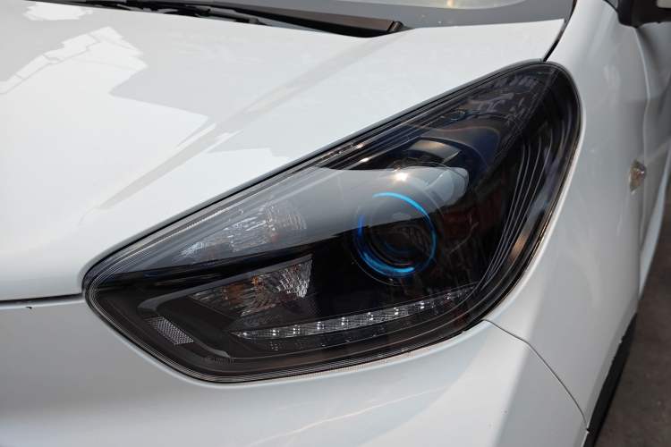 Used Chery QQ Little Ant 2019 4-Seater Smart Edition 35 kWh Left Front Headlight