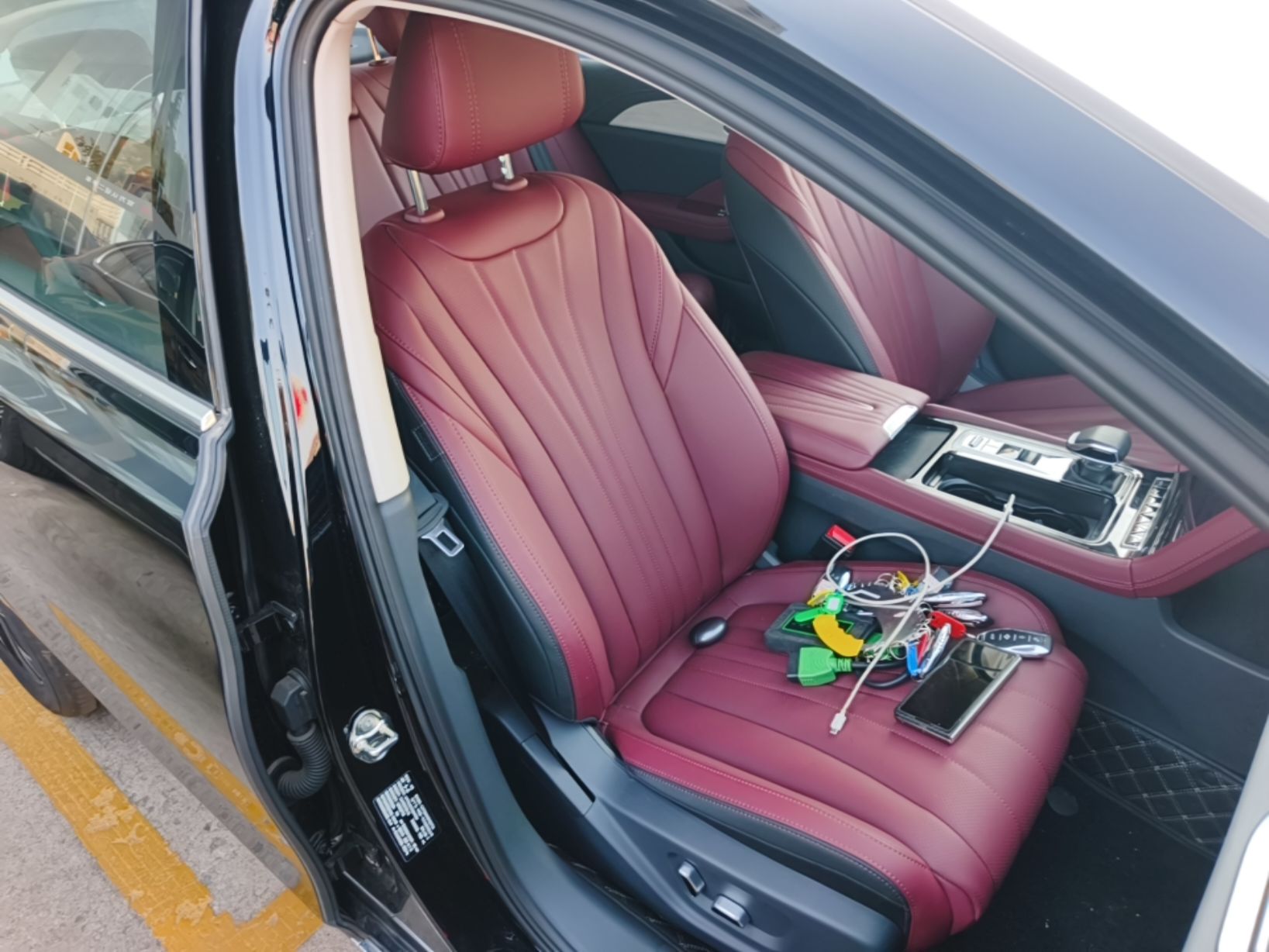 Hongqi H5 PHEV 2025 130 Super Hybrid Version — снимка 19