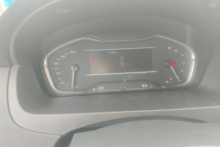 Used SAIC MAXUS G10 2023 2.0T Manual Multi-Function Version Diesel 7 Seats
