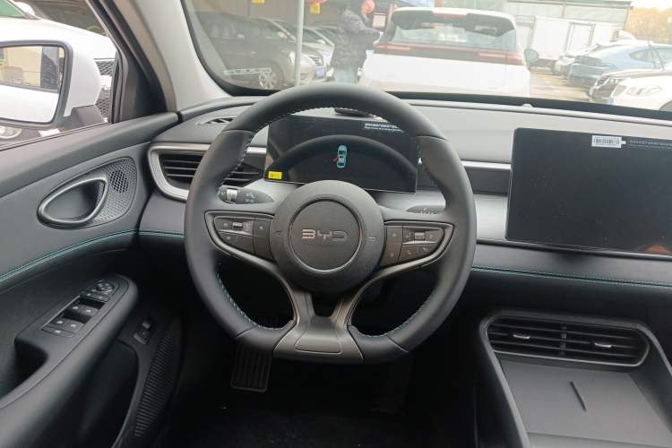 Used BYD Seal 05 DM-i 2026 DM-i 128KM Luxury Edition Steering Wheel