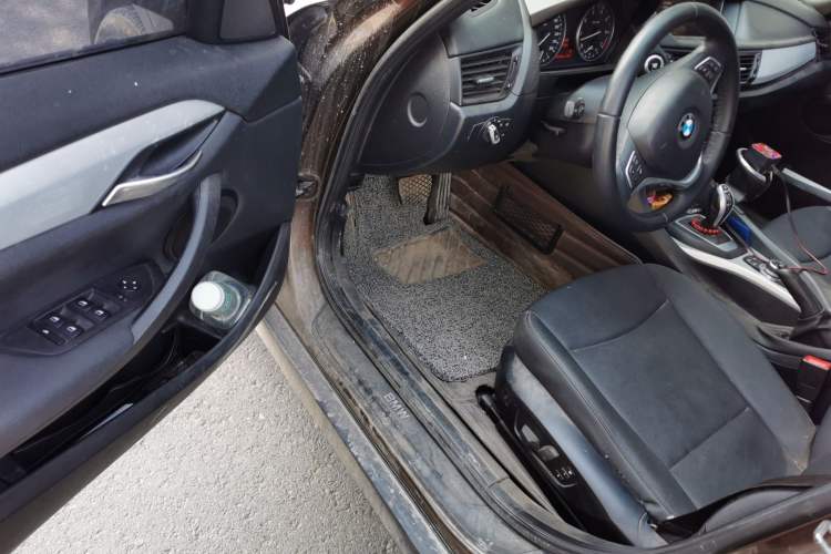 Used BMW X1 2014 sDrive18i Leading Model