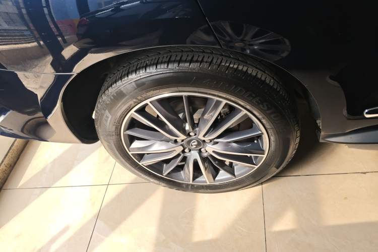 Used Infiniti QX60 2020 2.5 S/C Hybrid Two-Wheel-Drive Excellence Edition